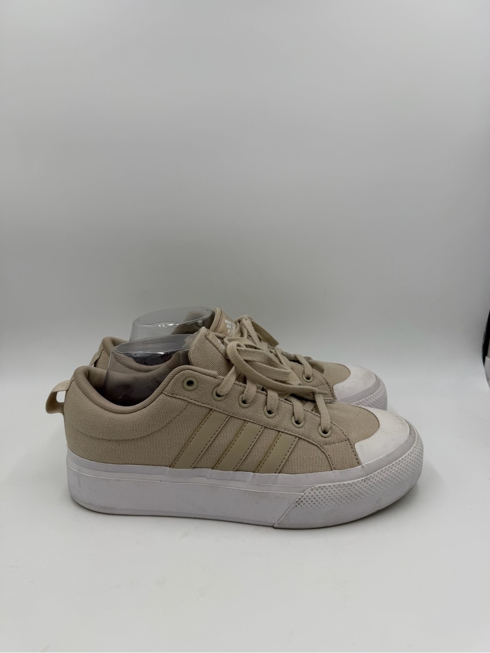 Adidas Bravada 2.0 Platform Wonder Beige & White Women’s Size 10 US Style IE2307